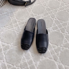 Balenciaga Slippers